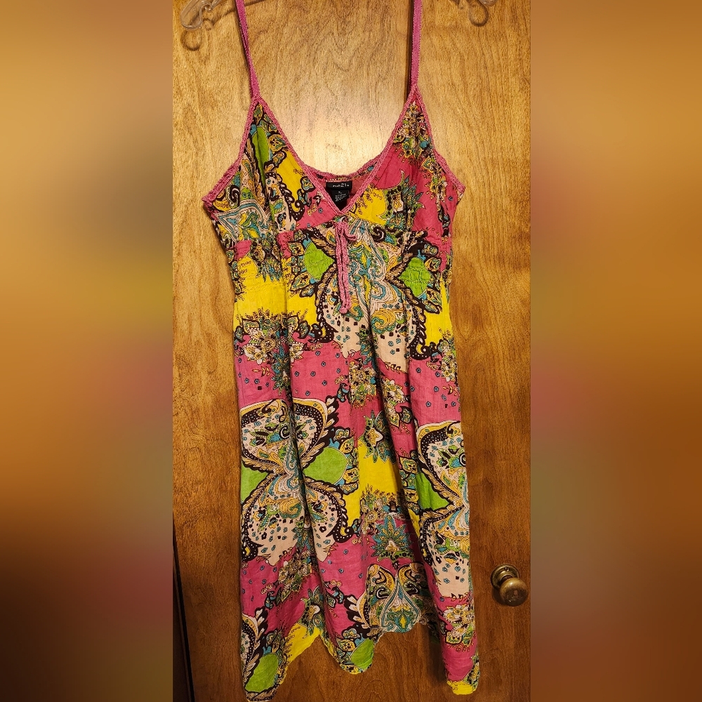 RUE 21 Thin Shoulder Straps Elastic below Breast Line Multi-Colored V-Neck Dress